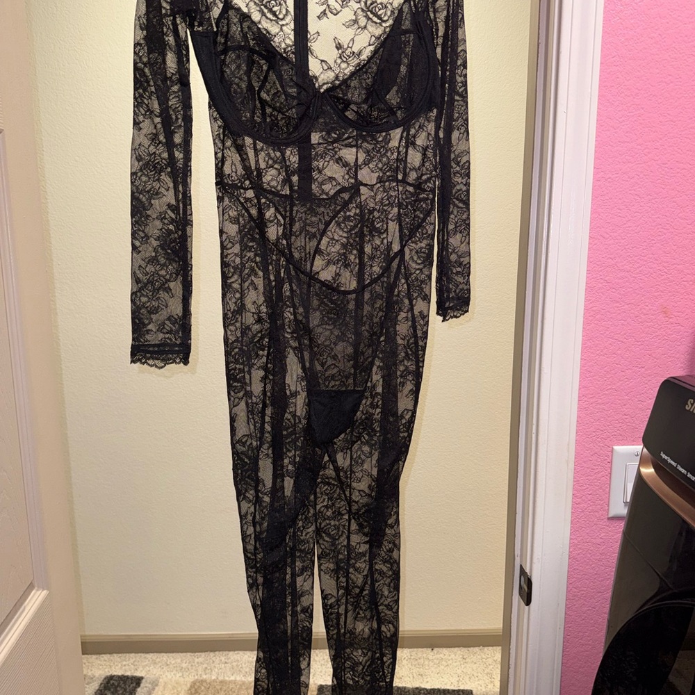Victoria's Secret Black Rose Lace material  long sleeve NWOT